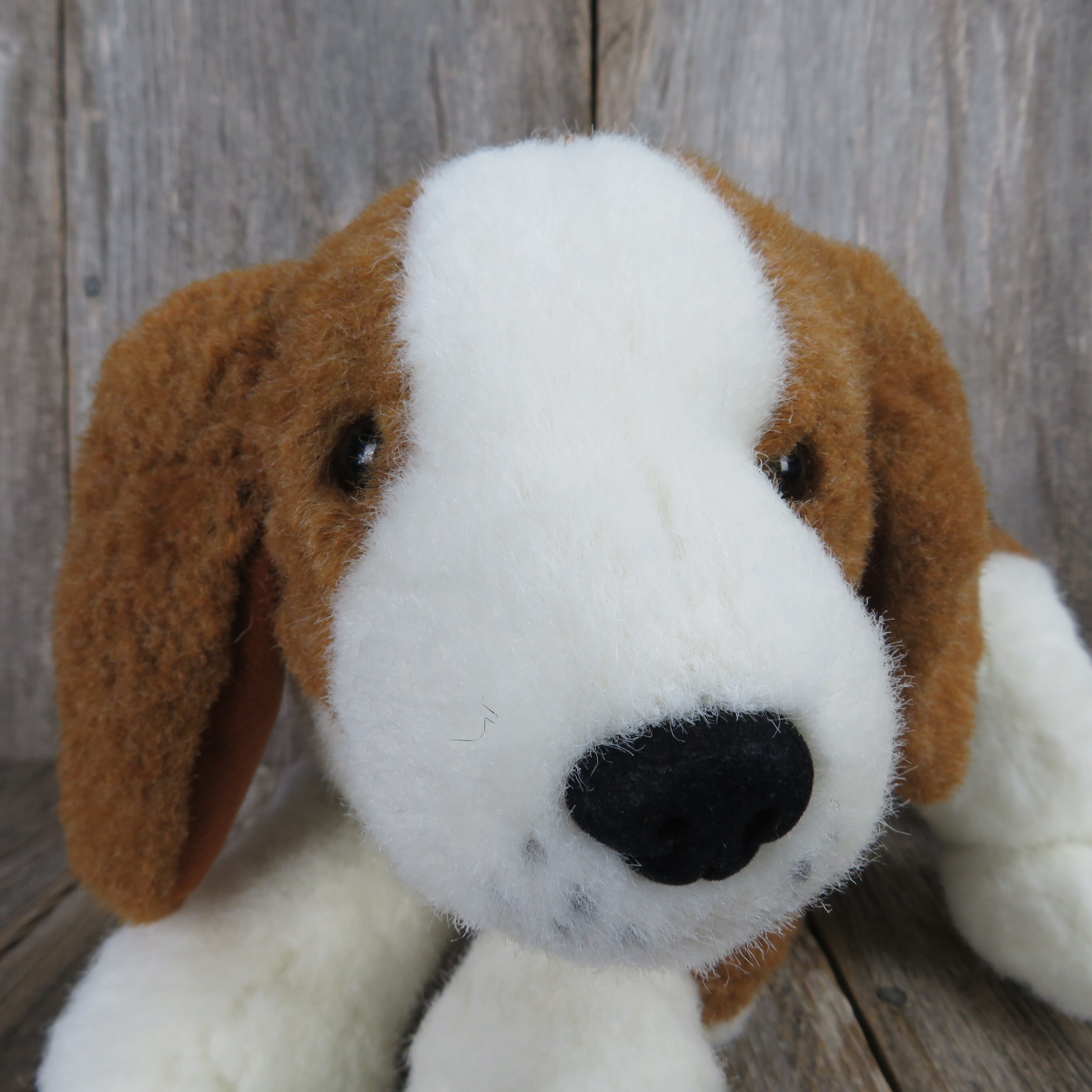 Vintage Singi Dog plush Beagle Lays Flat Brown Black ears nose -   Portugal