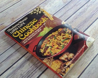 Ricettario d'epoca Madame Wongs Long Life Chinese Cookbook 1978 Brossura Wong Schulman West Bend Electric Wok Ricette cinesi