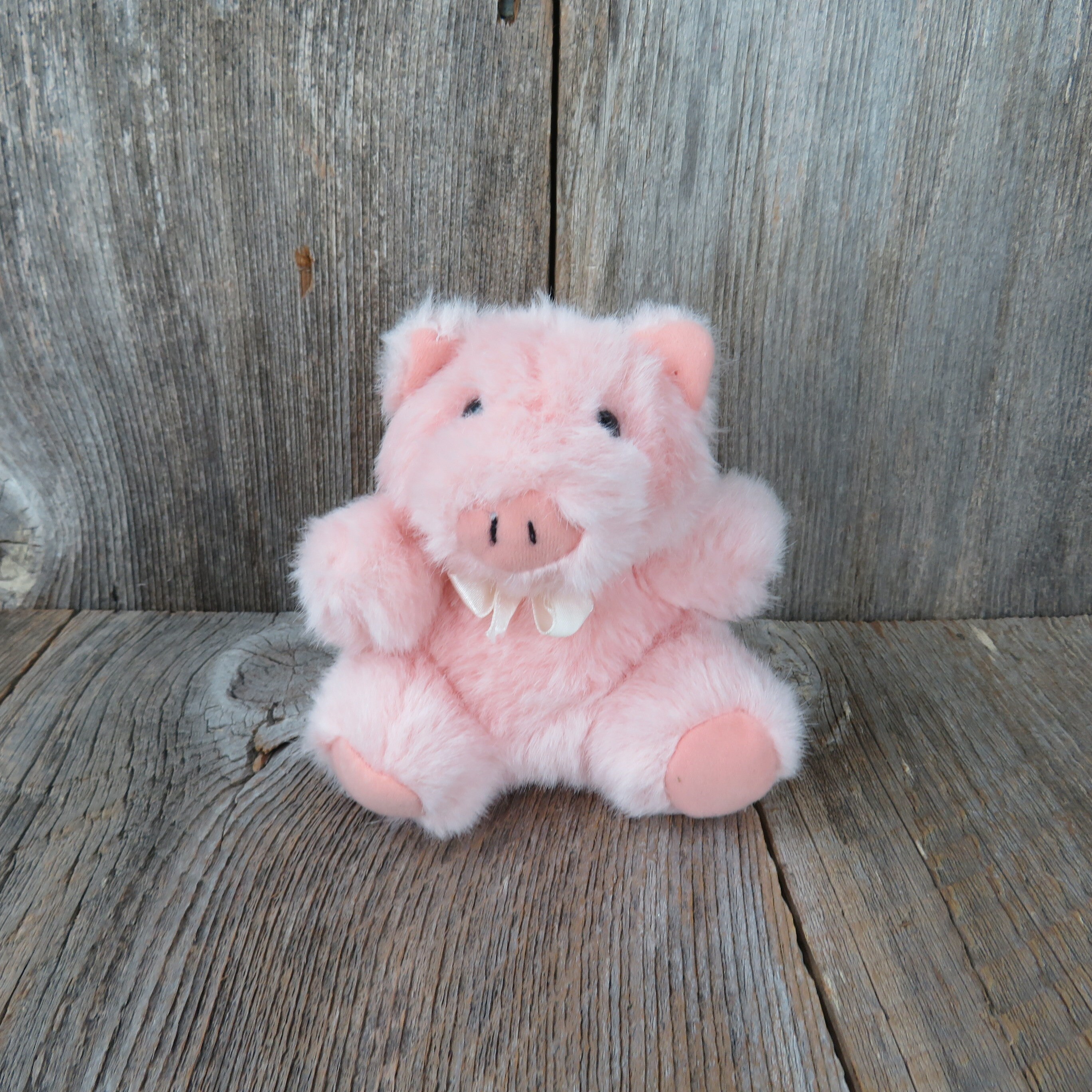 Pink pig plush hotsell