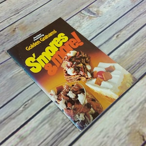 Vintage Cookbook Golden Grahams Smores and More Recipes 1979 Promo Paperback Booklet