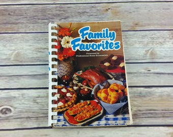 Vintage Cookbook Family Favorites Recipes California Home Economics Teachers Economists