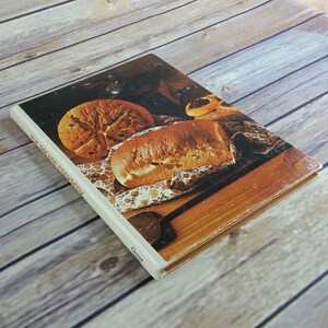Vintage Cookbook Breads Cook Book Recipes 1977 Southern Living Hardcover Yeast Breads Quick Breads Shortcut Breads with Mixes