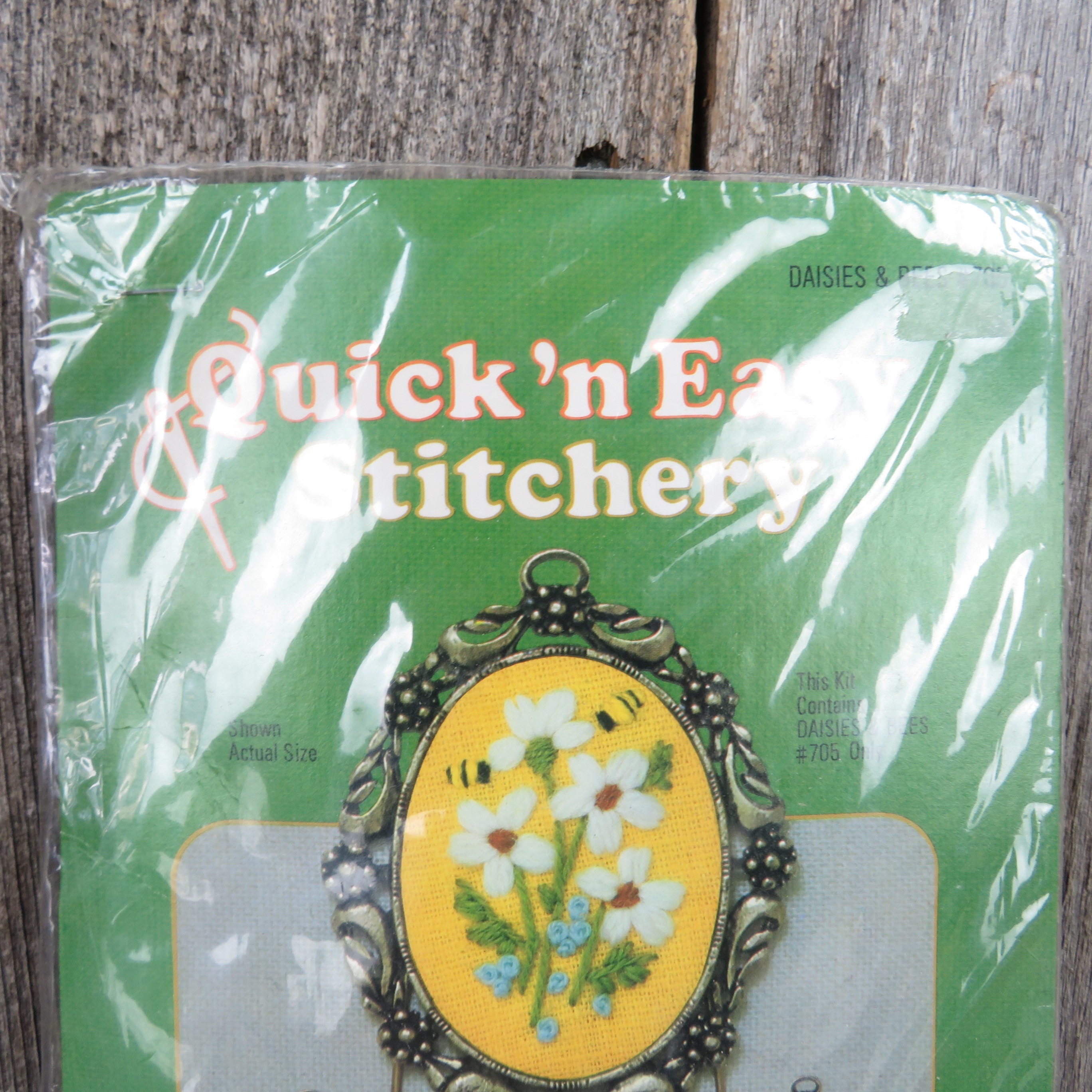 Broderie Crewel vintage finie herbes et épices alphabet de A à Z