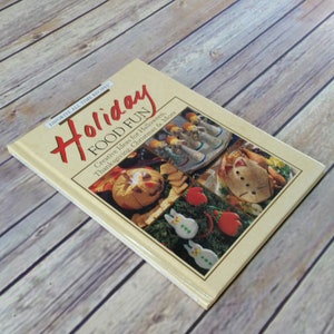 Vintage Cookbook Holiday Food Fun Halloween Thanksgiving Christmas 1993 Publications International