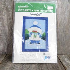 Vintage Snow Girl Crewel Embroidery Kit Wonder Art Stitchery Craft Wool Winter Needlecraft Corp