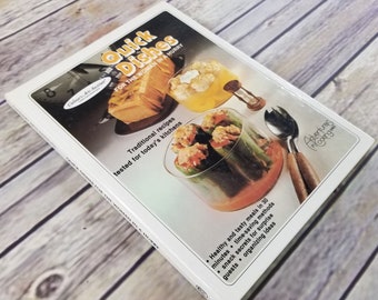 Vintage Cookbook Szybkie dania dla kobiety w pośpiechu Culinary Arts Institute Przepisy Twarda oprawa BEZ obwoluty 1989