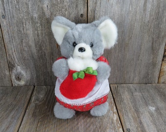 Vintage Christmas Mouse Plush Soft Dreams Puffy Cloth Body Apron Stocking Stuffed Animal