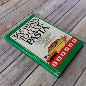 Vintage Kochbuch Pasta Rezepte Marie Simmons 1988 Erste Ausgabe Hardcover 365 Möglichkeiten, Pasta für jede Jahreszeit zu kochen Jeder Grund Pasta Liebhaber
