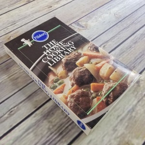 Vintage Cookbook Pillsbury Home Cooking Library Recipes 1993 Set of 4 Paperback Booklets Promo Recipes