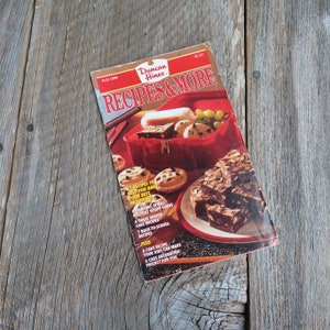 Vintage Duncan Hines Recipes and More Cookbook Pamphlet Baking Fall 1990 Grocery Store Booklet