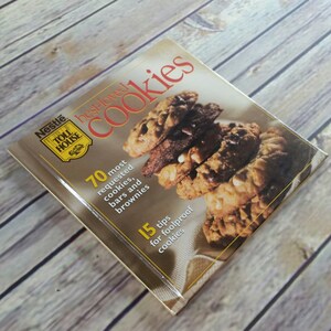 Libro de cocina vintage Nestlé Galletas más queridas Toll House 1995 Galletas Recetas Tapa dura NO Guardapolvo 70 Recetas
