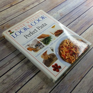 Vintage Kochbuch Pasta Rezepte Look and Cook Perfect Pasta Anne Willan 1992 Hardcover mit Schutzumschlag