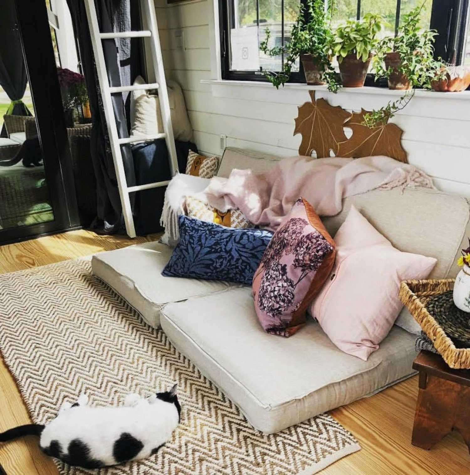 Grateful Home — Natural Latex Foam Sofa Cushions with Linen Slipcover, Flanged Edges with