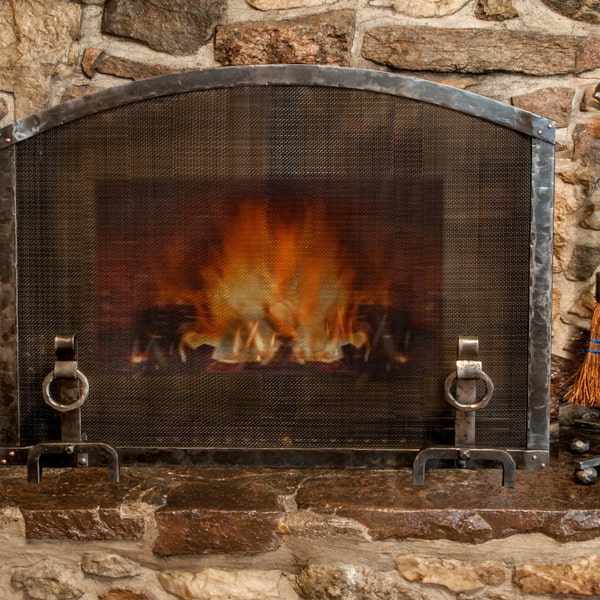 Arched Fireplace Screen with Ring Andiron Feet, Hammered Iron