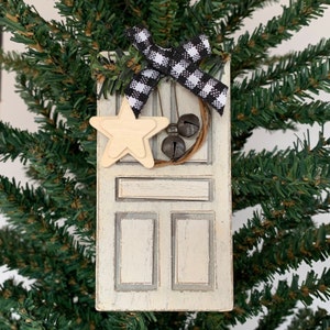 Mini front door Christmas ornament - Farmhouse holiday decor