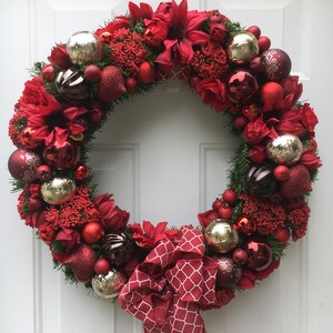 Red and gold Christmas wreath red Holiday ornament wreath Christmas front door wreath Holiday decoration image 2