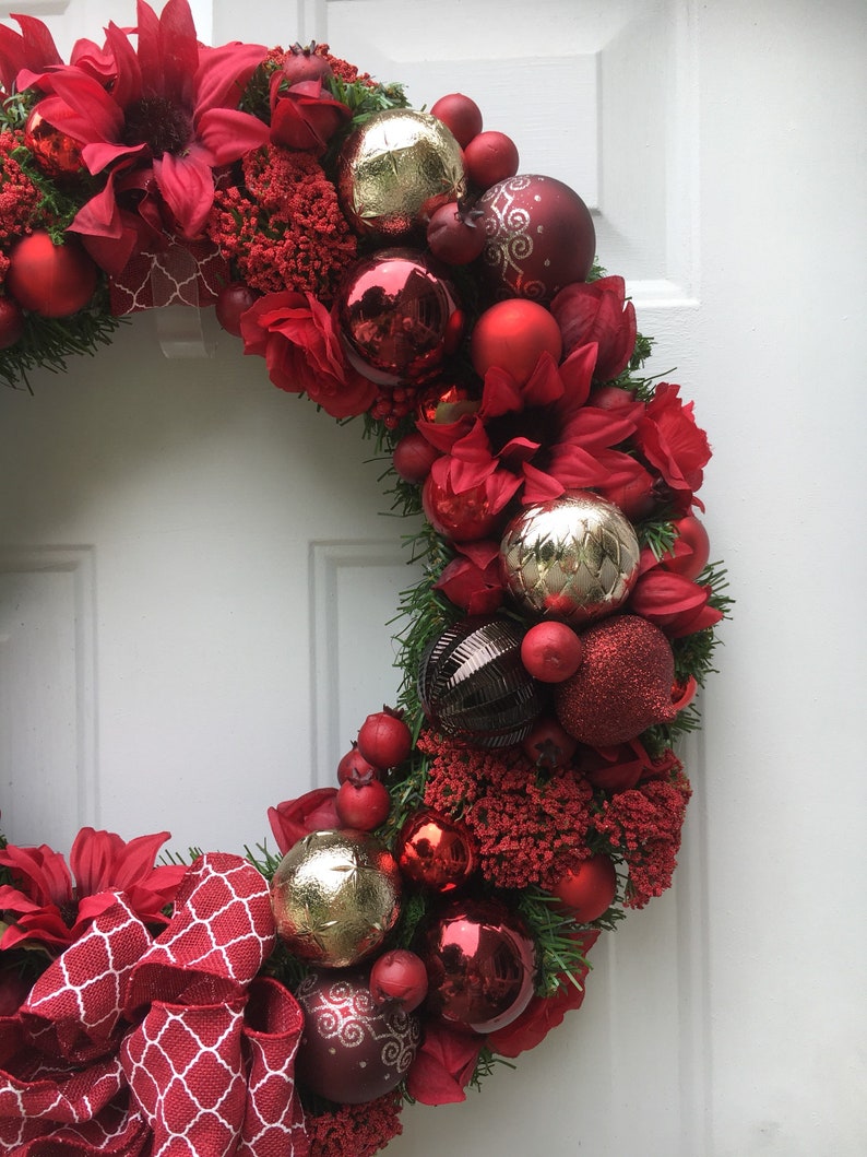 Red and gold Christmas wreath red Holiday ornament wreath Christmas front door wreath Holiday decoration image 10