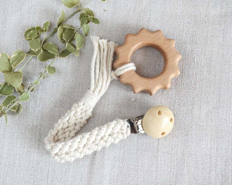 Держатель для макраме. Держатель для пустышки макраме. Грызунок для детей макраме. Держатель для макраме. Держатель для пустышки макраме.