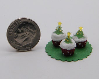 Dollhouse Miniature Christmas Cupcakes - Christmas Trees - 1:12 Scale