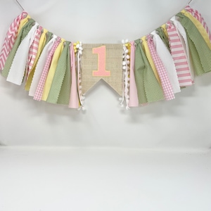 Banner para silla alta en rosa claro, amarillo pálido y verde salvia - rosa amarillo - 1er cumpleaños de niña - primer cumpleaños - banner para silla alta - un banner