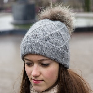 Cappello in morbida lana di alpaca con pompon, berretto invernale da donna in maglia calda