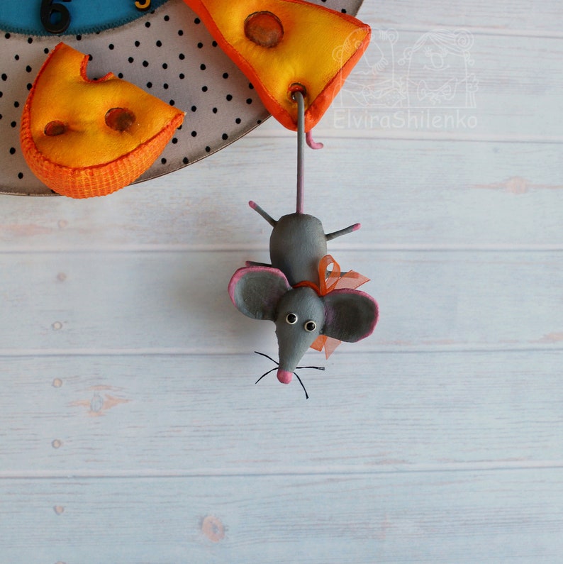 Cute Mice with Cheese Wall clock Kids room Kitchen wall