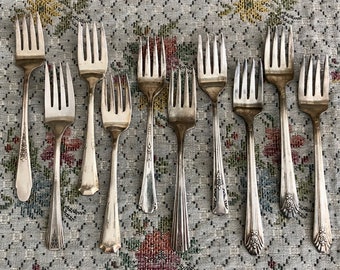 10 Vintage Forks Salad Forks Antique Flatware Vintage Silverware Silverplate Forks Antique Fork Ring Fork Silver Flatware Old Flatware Forks