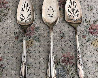 Silver Cake Server Pie Server Wedding Cake Server Antique Dessert Server Vintage Silverware Vintage Flatware Old Silverplate Serving Pieces