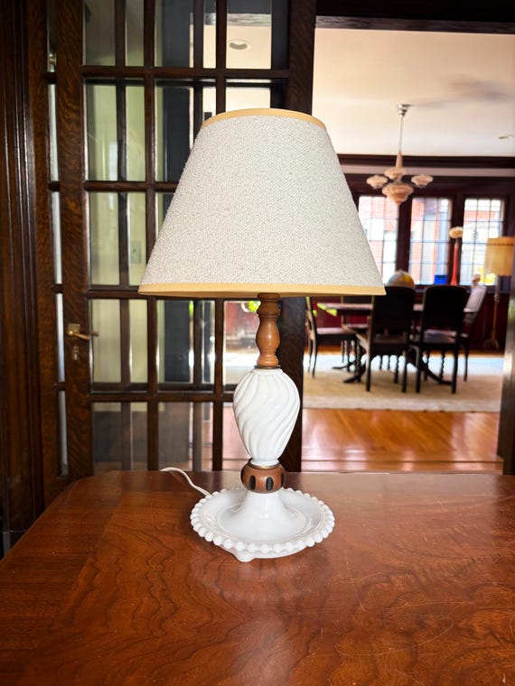 Milk Glass Lamps Vintage Table Lamp Antique Lamp Vintage Lamps Vintage Lighting Milk Glass Hobnail Lamp with Shade Bedroom Lamp Accent Light
