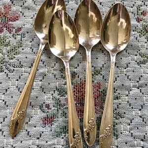 4 Vintage Spoons Vintage Silverware Teaspoons Antique Spoons Old Silverware Lot Silverplate Teaspoon Vintage Flatware Silverplate Spoon Ring