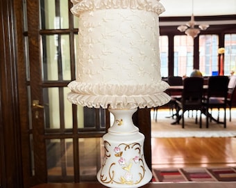 Vintage Lamps Antique Table Lamp Antique Lamp Vintage Lighting Accent Lamps Vintage Light Bedside Lamp Old Lamps White Glass Lamp Small Lamp
