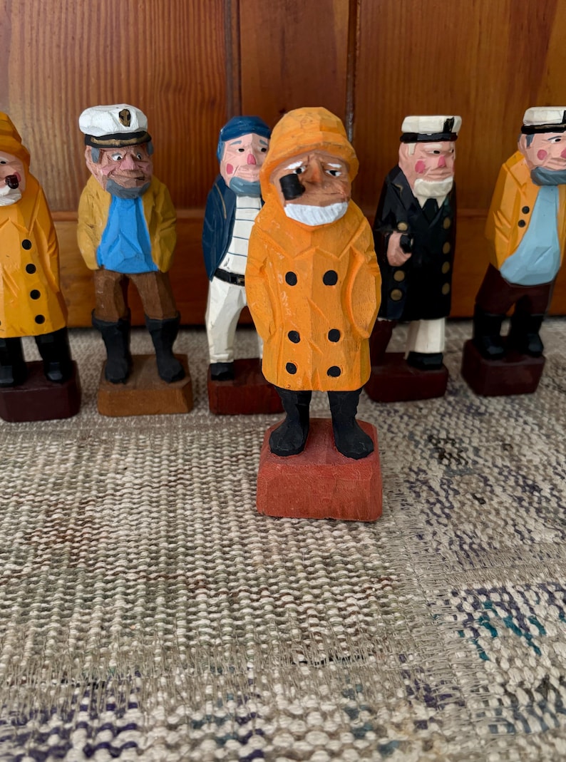 Carved Sailor Carved Wood Sailor Captain Vintage Nautical Decor Sailing Gift Sailing Decor Boating Gift Nautical Gifts Pirate Wood Figurine 6 Button Yellow Coat