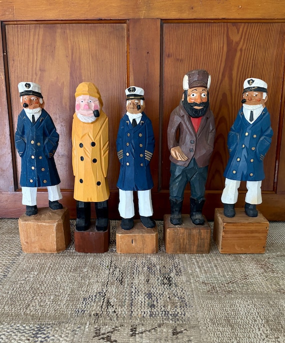 Large Carved Sailor Wood Sailor Captain Vintage Nautical Decor Sailing Gift Sailing Decor Boating Gift Nautical Gifts Carved Wood Figurine