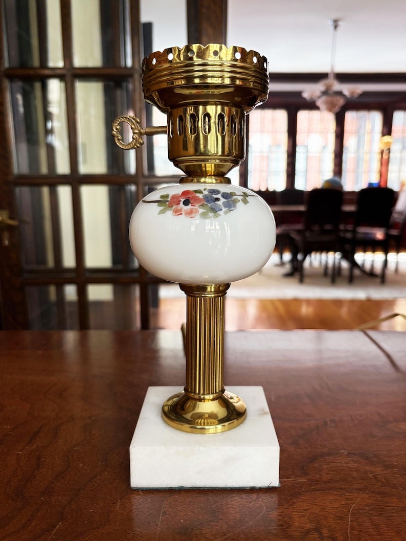 Antique Lamp Vintage Table Lamp Vintage Light Accent Lamp Bedside Lamps Antique Table Lamp Vintage Lamp Desk Lamp Cut Glass Lamp Floral Lamp Lamp 2