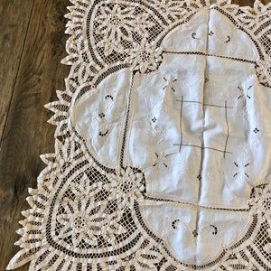 Vintage Doilies Vintage Doily Table Runner Dresser Doilies Antique Doilies and Table Runners Large Doilies Vintage Runner Doilies for Sale image 3