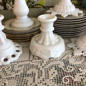 Milk Glass Candle Holder Milk Glass Candlestick Holder White Candle Holder Milk Glass Candlesticks White Candle Holder Antique Candlesticks Scalloped Base