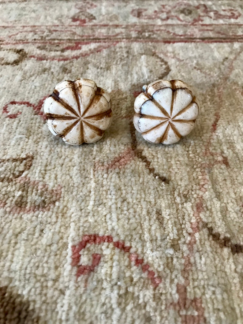 Vintage Knobs And Pulls Door Knobs Cabinet Knobs For Cabinet Etsy