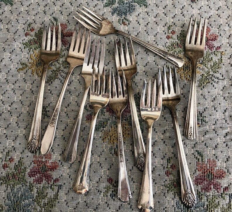 10 Vintage Forks Salad Forks Antique Flatware Vintage Silverware Silverplate Forks Antique Fork Ring Fork Silver Flatware Old Flatware Forks image 7