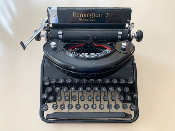 Antique Typewriter Vintage Typewriter Remington 7 Noiseless 