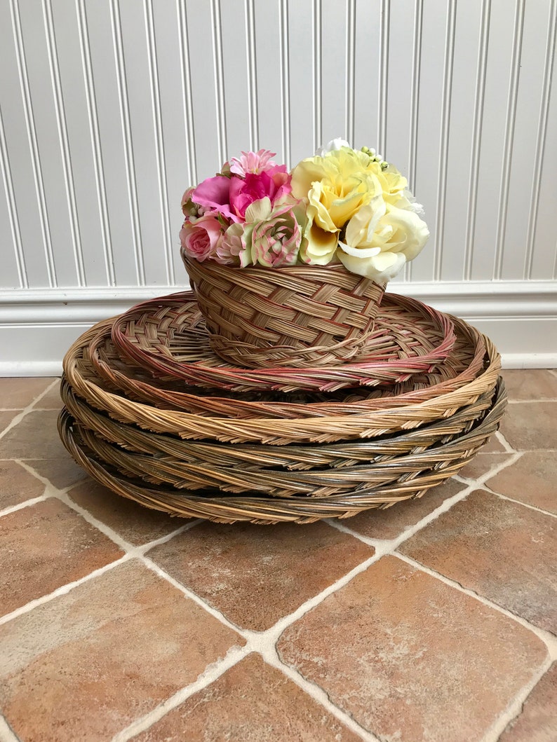 Wicker Tray Vintage Wicker Basket Round Tray Wicker Plate Etsy