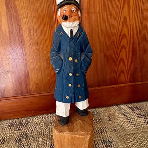 Large Carved Sailor Wood Sailor Captain Vintage Nautical Decor Sailing Gift Sailing Decor Boating Gift Nautical Gifts Carved Wood Figurine Blu Coat Angled Legs