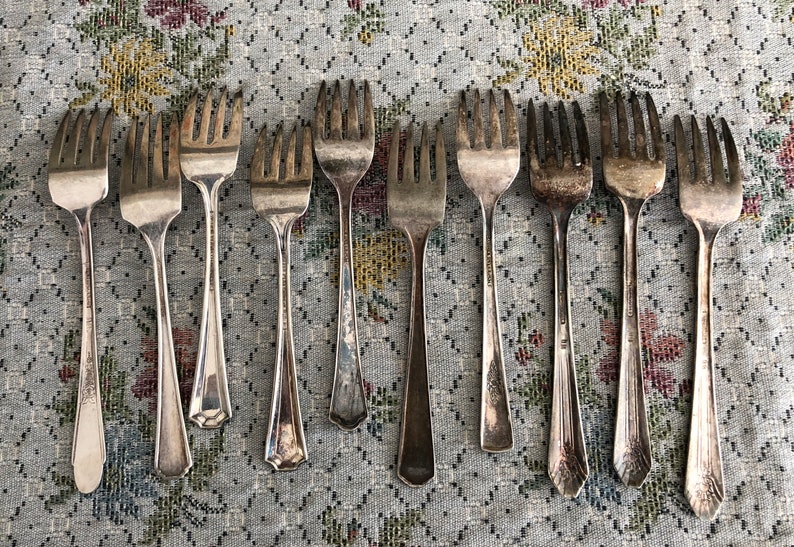 10 Vintage Forks Salad Forks Antique Flatware Vintage Silverware Silverplate Forks Antique Fork Ring Fork Silver Flatware Old Flatware Forks image 8