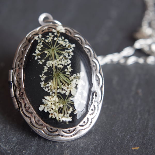 Personalized Photo Locket Necklace: Real Queen Anne's Lace Flower Jewelry
