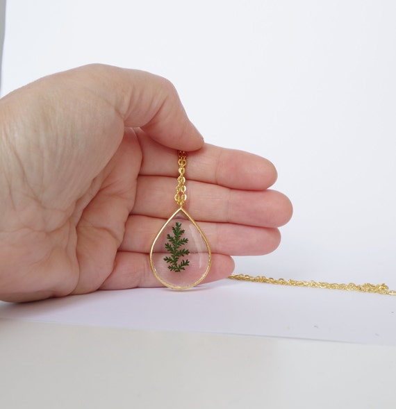 樹脂製シダの葉のネックレス：ボタニカルテラリウムジュエリー - Etsy 日本