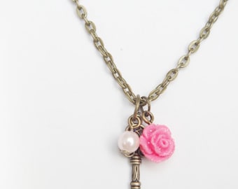 Antike Bronze Schlüssel Halskette: Pink Rose & Perle viktorianischen Schmuck