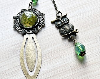 Bookmark with natural green flower cameos owl pendant with crystal, custom  metal bookmark, handmade,  Ideal Gift for lover of reading