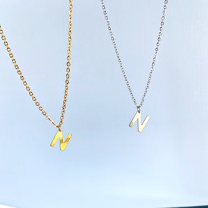 Personalizado encanto inicial Collar Carta de joyería personalizada Regalos de Navidad Regalos de Navidad Regalo de dama de honor Regalo de hermana