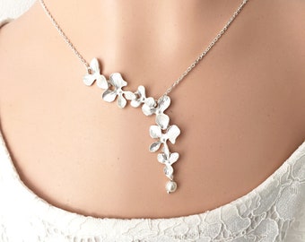 Collar de orquídea de plata con lazo: flor de perla, joyería nupcial