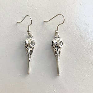 Bird skull witch earrings Raven skull Halloween earrings  Occult jewelry Crow Skull Steampunk Earrings Gothic Charm  Pagan Witchcraft
