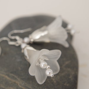 Lilac flower dangle earrings  Lucite flower jewelry Personalized color flower  Boho earrings summer jewelry Gift for her